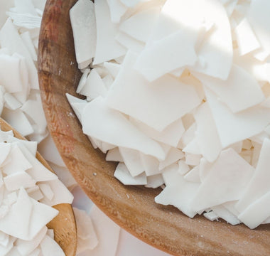 How to Work Out Wax and Fragrance Oil for Your Candle Jar